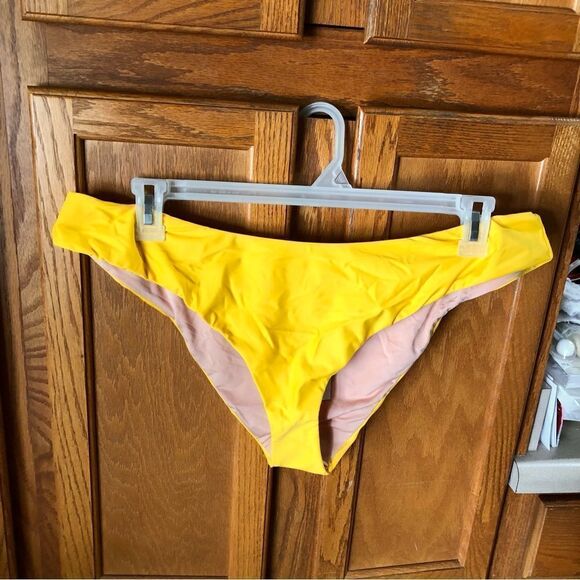 J Crew Curved Waist Cheeky Bikini Bottom Yellow - XXL - Picture 2 of 10